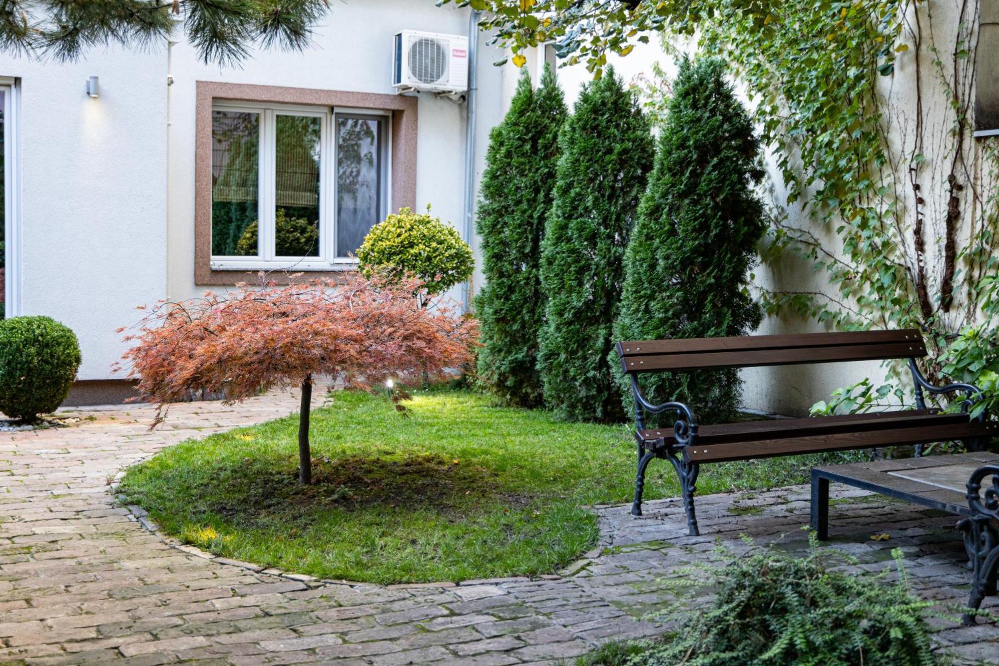 Green And Blue Garden Apartments Belgrado Exterior foto