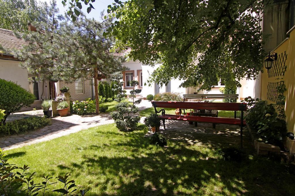 Green And Blue Garden Apartments Belgrado Exterior foto